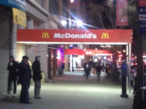 NYC_2012-11-24 23-29-58_CELL_IMAG0944